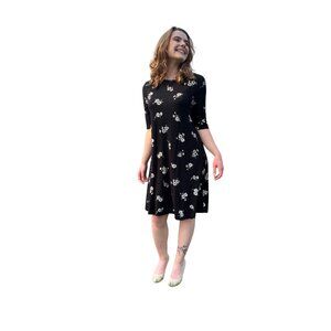 Old Navy Floral Black Swing Dress M Soft Stretch Comfortable Wardrobe Staple